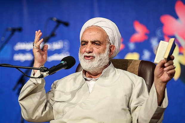 نامه حجت الاسلام قرائتی به ائمه جمعه و جماعات در خصوص قرآن