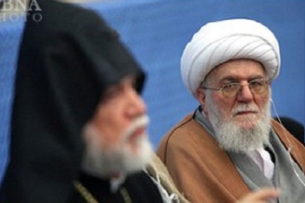 دیدار رییس مرکز گفت‌وگوی ادیان با اسقف اعظم خلیفه‌گری کاتولیک