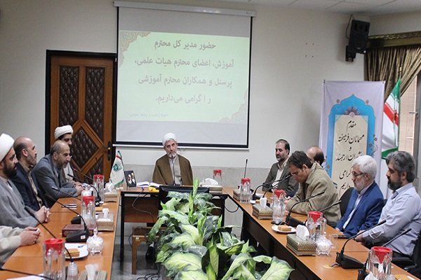 تغییر نگاه در اهداف علم آموزی از ضرورت های حوزه علم و دانش است