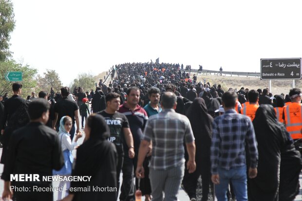 اربعین نه تنها در سیر آفاقی بلکه در سیر انفسی هم صورت می پذیرد