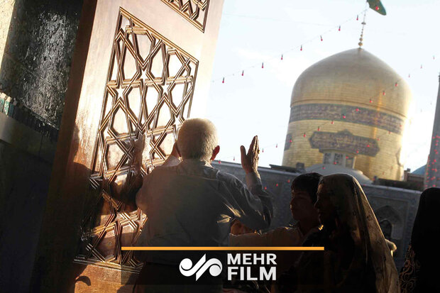 ماجرای پیرمردی که از امام رضا(ع) امان‌نامه گرفت