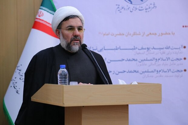 حضور مبلغان جهادی در بیمارستان ها براساس احساس تکلیف است